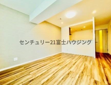 �_�ސ쌧����s������2���ڂ̒��Ã}���V�����̃��r���O