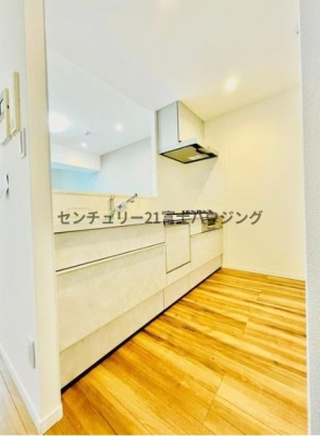 �_�ސ쌧����s������2���ڂ̒��Ã}���V�����̃L�b�`��