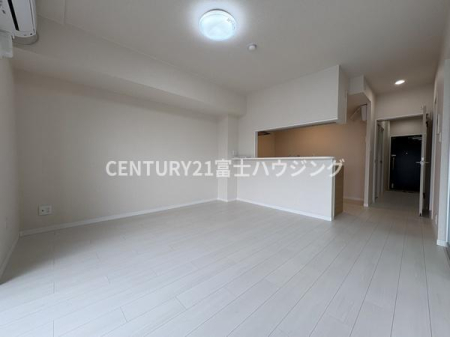 �_�ސ쌧����s�H��3���ڂ̒��Ã}���V�����̃��r���O