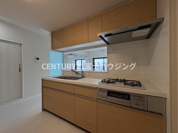 �_�ސ쌧����s�H��3���ڂ̒��Ã}���V�����̃L�b�`��