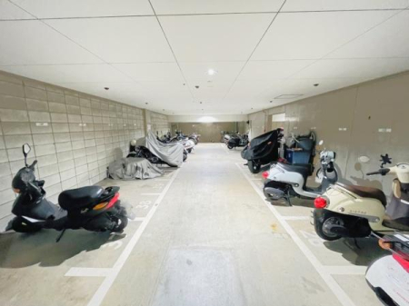 �_�ސ쌧���ˎs���l��̒��Ã}���V�����̂��̑����p��