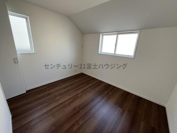 �_�ސ쌧������s�����u1���ڂ̐V�z��ˌ��Ă̗m��