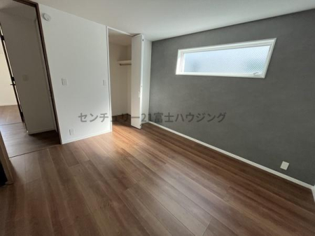 �_�ސ쌧������s�����u1���ڂ̐V�z��ˌ��Ă̗m��