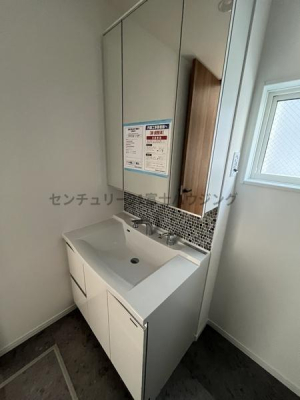 �_�ސ쌧������s�����u1���ڂ̐V�z��ˌ��Ă̐��ʑ�E���ʏ�