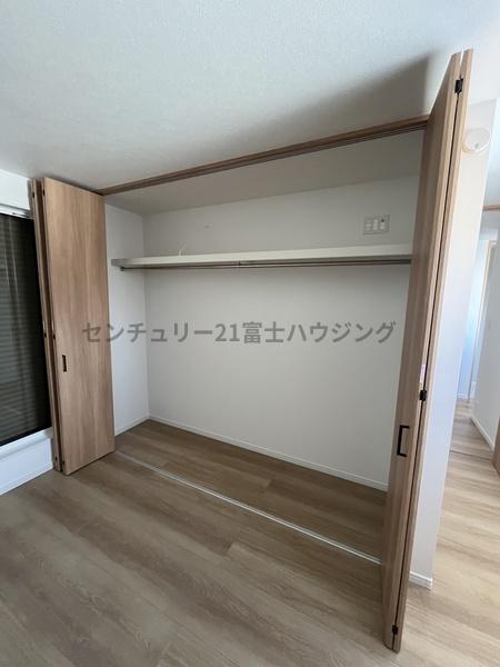 �_�ސ쌧������s�����u1���ڂ̐V�z��ˌ��Ă̎��[