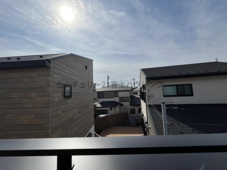 �_�ސ쌧������s�����u1���ڂ̐V�z��ˌ��Ă̏Z�˂���̒��]�ʐ^