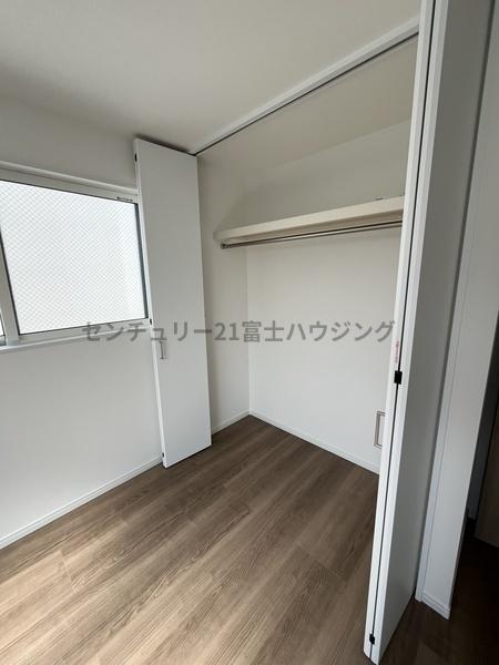 �_�ސ쌧������s�����u1���ڂ̐V�z��ˌ��Ă̎��[