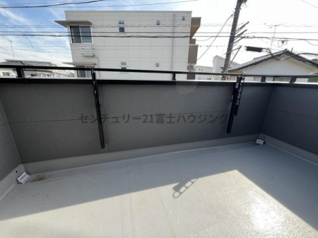 �_�ސ쌧������s�����u1���ڂ̐V�z��ˌ��Ẵo���R�j�[