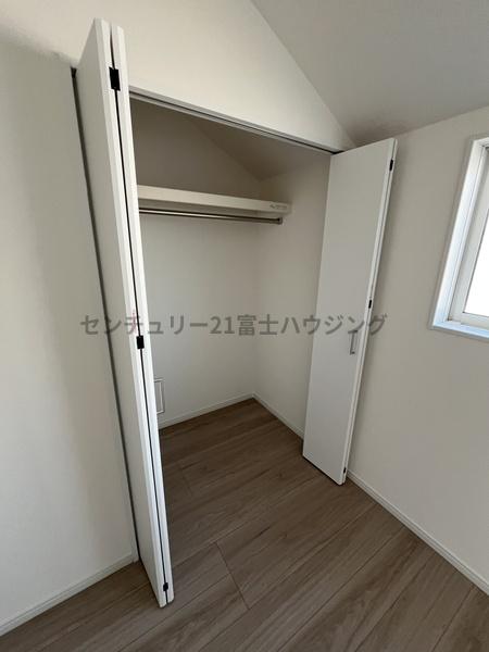 �_�ސ쌧������s�����u1���ڂ̐V�z��ˌ��Ă̎��[