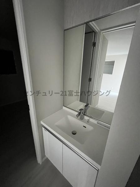 �_�ސ쌧������s�����u1���ڂ̐V�z��ˌ��Ă̐��ʑ�E���ʏ�