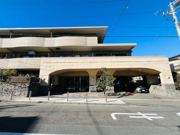 �_�ސ쌧����s�����C��4���� 6-11�̒��Ã}���V�����̂��̑����n