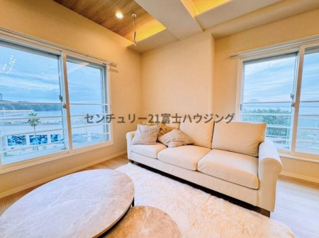 �_�ސ쌧����s�А��C��2���ڂ̒��Ã}���V�����̃��r���O