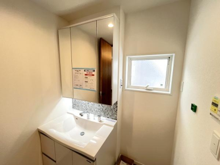 �_�ސ쌧������s�����u1���ڂ̐V�z��ˌ��Ă̐��ʑ�E���ʏ�