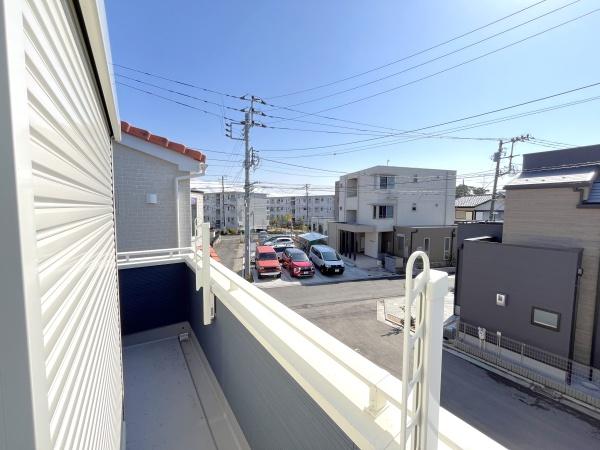 �_�ސ쌧������s�����u1���ڂ̐V�z��ˌ��Ă̏Z�˂���̒��]�ʐ^