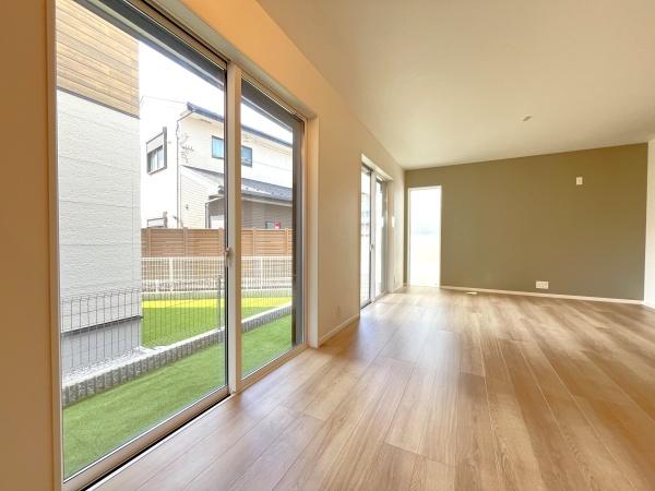 �_�ސ쌧������s�����u1���ڂ̐V�z��ˌ��Ẵ��r���O