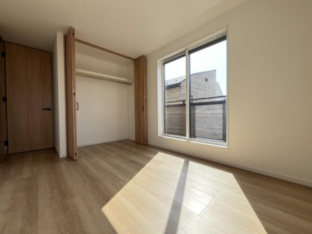 �_�ސ쌧������s�����u1���ڂ̐V�z��ˌ��Ă̗m��