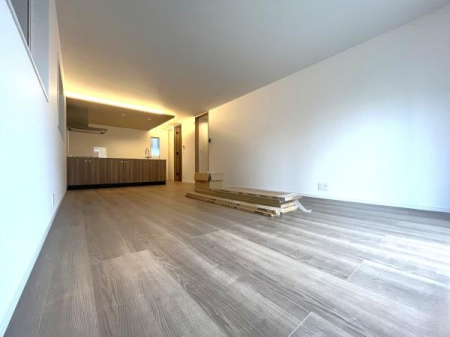 �_�ސ쌧������s�����u1���ڂ̐V�z��ˌ��Ẵ��r���O