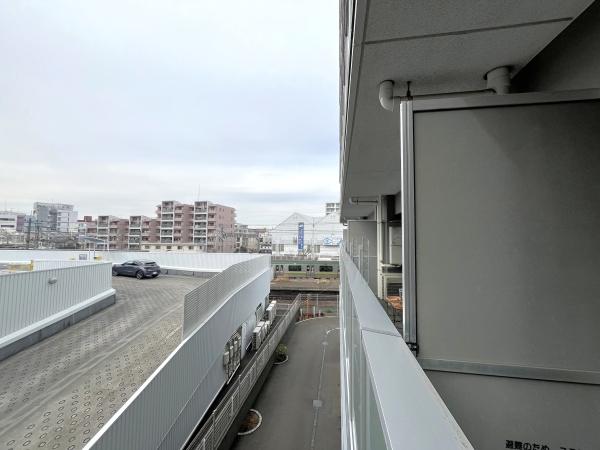 �_�ސ쌧������s�K���̒��Ã}���V�����̏Z�˂���̒��]�ʐ^