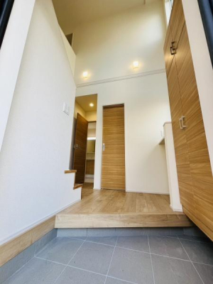 �_�ސ쌧������s�~���̐V�z��ˌ��Ă̌���