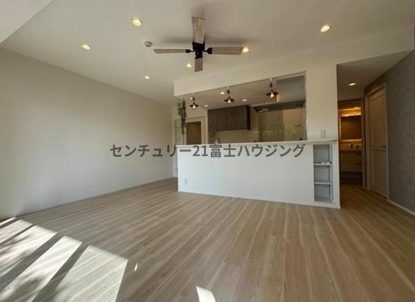 �_�ސ쌧����s�А�4���ڂ̒��Ã}���V�����̃��r���O