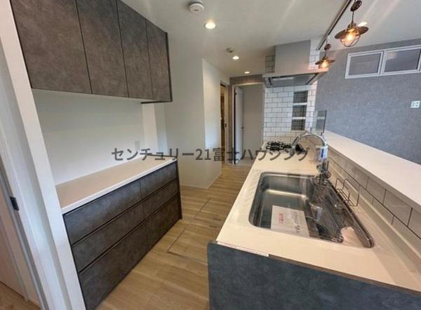 �_�ސ쌧����s�А�4���ڂ̒��Ã}���V�����̃L�b�`��