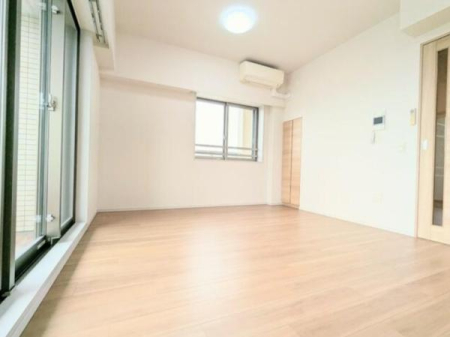 �_�ސ쌧����s������1���ڂ̒��Ã}���V�����̃��r���O