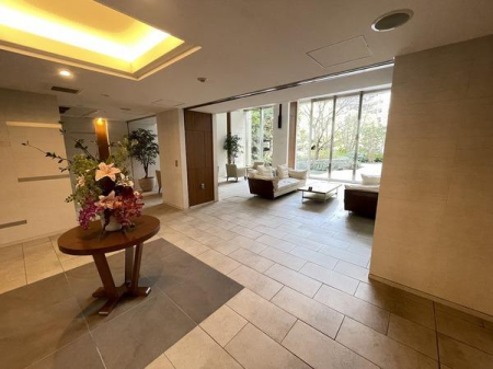 �_�ސ쌧����s������1���ڂ̒��Ã}���V�����̃��r�[