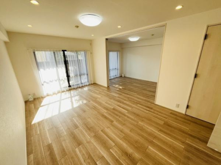 �_�ސ쌧����s�����_��1���ڂ̒��Ã}���V�����̃��r���O