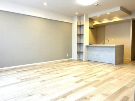 �_�ސ쌧����s�ғ����C��3���ڂ̒��Ã}���V�����̃��r���O