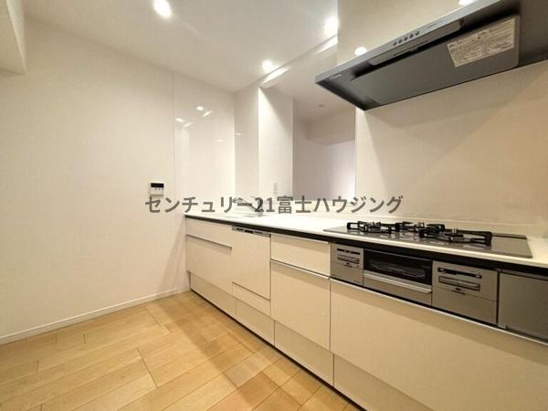 �_�ސ쌧����s�����C��2���ڂ̒��Ã}���V�����̃L�b�`��