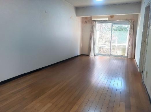 �_�ސ쌧����s�ғ�������2���ڂ̒��Ã}���V�����̃��r���O