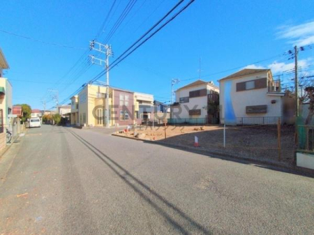 神奈川県茅ヶ崎市萩園の新築一戸建ての現地外観写真