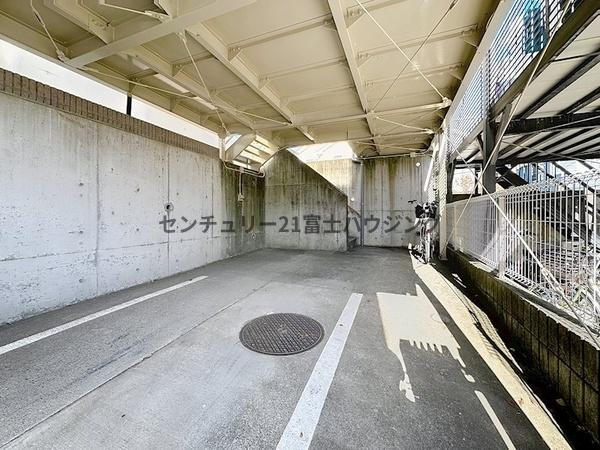 �_�ސ쌧����s����̒��È�ˌ��Ă̒��ԏ�