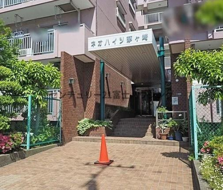 �_�ސ쌧������s���1���ڂ̒��Ã}���V�����̃G���g�����X