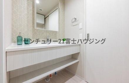 �_�ސ쌧����s�{����5���ڂ̒��Ã}���V�����̐��ʑ�E���ʏ�