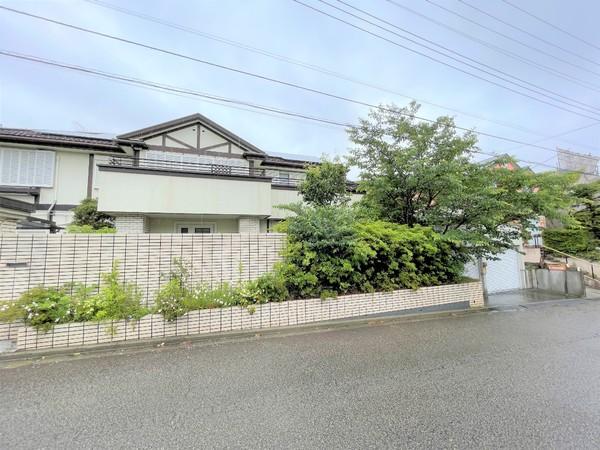 �_�ސ쌧���q�s�� 533-17�̒��È�ˌ��Ă̂��̑����n