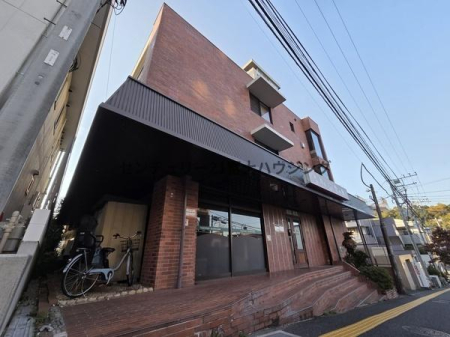 �_�ސ쌧����s�P�s7���ڂ̒��Ã}���V�����̌��n�O�ώʐ^