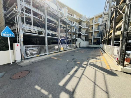 �_�ސ쌧������s������̒��Ã}���V�����̉摜