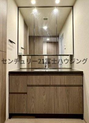 �_�ސ쌧����s�А��C��1���ڂ̒��Ã}���V�����̐��ʑ�E���ʏ�