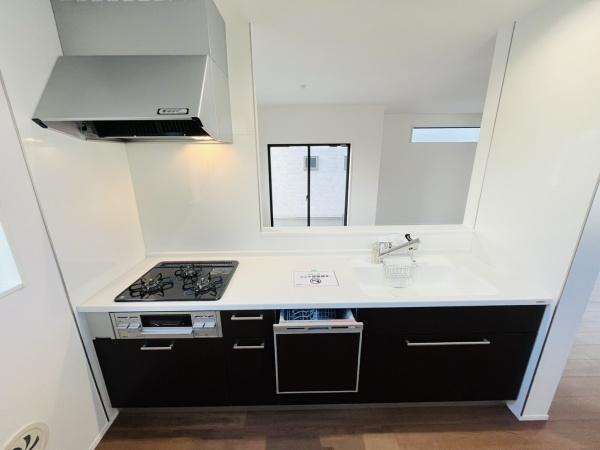 �_�ސ쌧������s�΂��l�̐V�z��ˌ��ẴL�b�`��