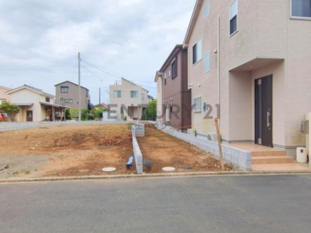 �_�ސ쌧������s�{��3���ڂ̓y�n�̑O�ʓ��H�܂ތ��n�ʐ^