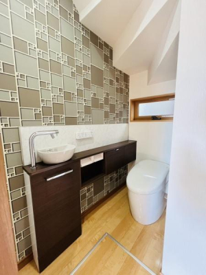 �_�ސ쌧������s�l�|3���ڂ̐V�z��ˌ��Ẵg�C��