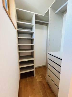 �_�ސ쌧������s�l�|3���ڂ̐V�z��ˌ��Ă̎��[