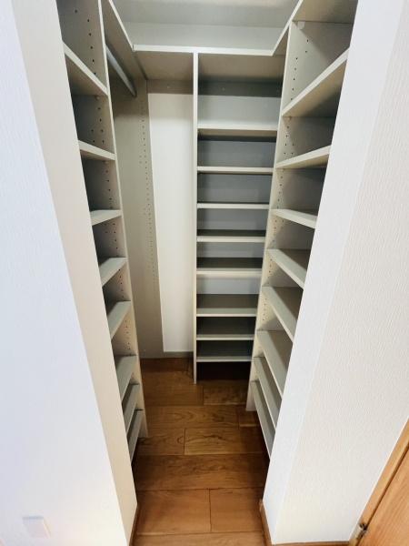 �_�ސ쌧������s�l�|3���ڂ̐V�z��ˌ��Ă̎��[