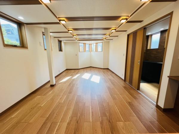 �_�ސ쌧������s�l�|3���ڂ̐V�z��ˌ��Ẵ��r���O