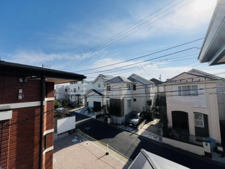 �_�ސ쌧������s�l�|3���ڂ̐V�z��ˌ��Ă̏Z�˂���̒��]�ʐ^