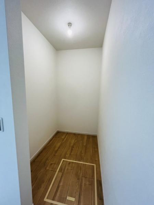 �_�ސ쌧������s�{��3���ڂ̐V�z��ˌ��Ă̎��[