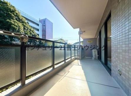 �_�ސ쌧����s�ғ�������2���� 1-4�̒��Ã}���V�����̃o���R�j�[