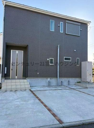 �_�ސ쌧������s����2���ڂ̒��È�ˌ��Ă̌��n�O�ώʐ^