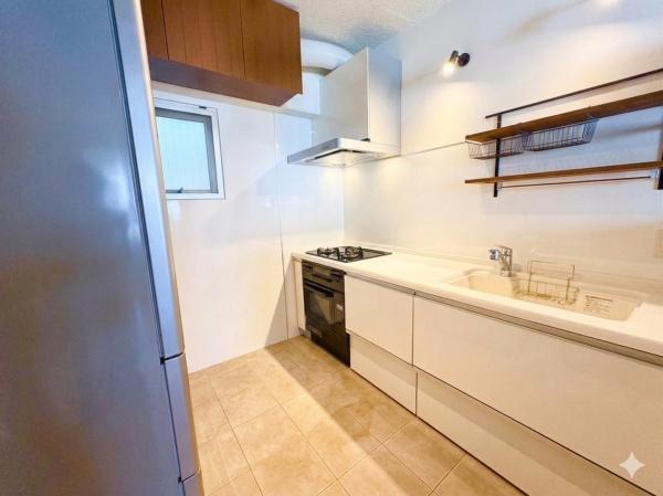 �_�ސ쌧���l�s�_�ސ��Z�p��4���ڂ̒��Ã}���V�����̃L�b�`��